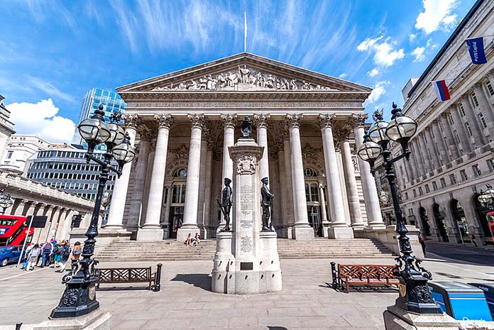 Edificaciones famosas reconstruidas tras tragedias - Royal Exchange Londres
