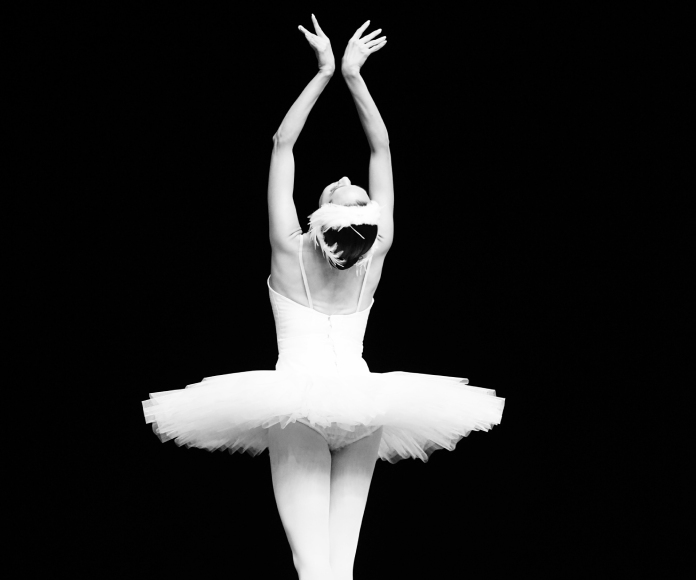 ▷ 7 Bailarinas Famosas de Ballet (Biografía, Actos, Vídeos...)